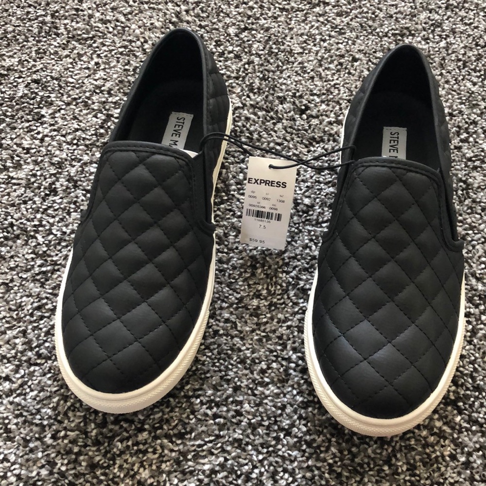 Steve Madden slip on shoes
